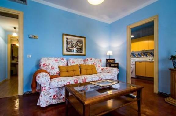 En Un En Plaza Alfaro Appartement